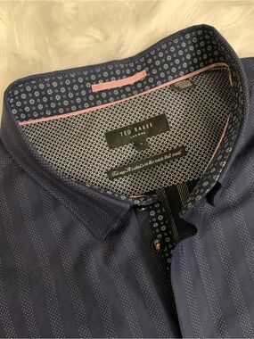 Ted Baker London Sz 7 (46) Blue White Stripe Short Sleeve Button Front Shirt
